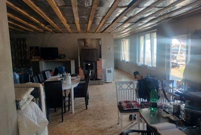 Casă cu 2 camere în Dragu - 3