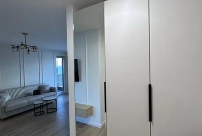 Apartament cu 2 camere semidecomandat în Florești
