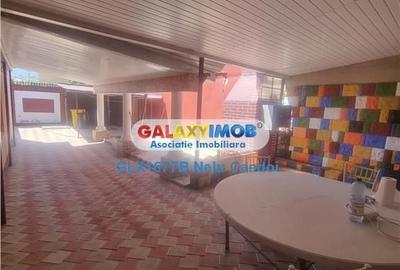 Casă cu 4 camere în Ferentari