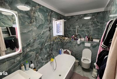Casă cu 4 camere cu Teren 425 Mp în Vidra