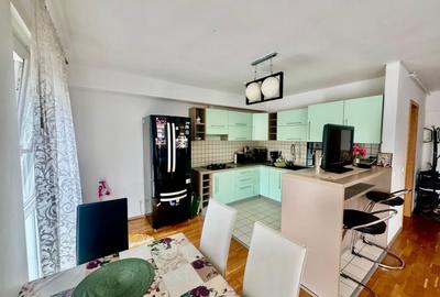 Apartament cu 2 camere semidecomandat în Central