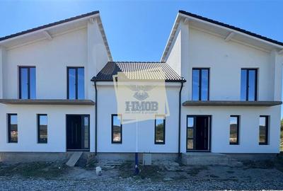 Duplex cu 4 camere cu Teren 267 Mp în Șelimbăr