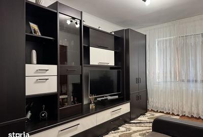 Apartament cu 2 camere în Micro 15