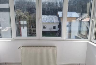 Apartament cu 3 camere semidecomandat în Central - 5