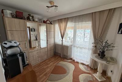Apartament cu 4 camere decomandat, mobilat în Cetate - 10