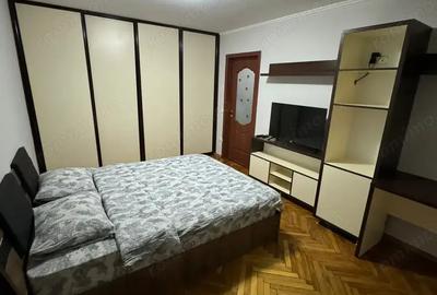 Apartament cu 2 camere decomandat în Obor