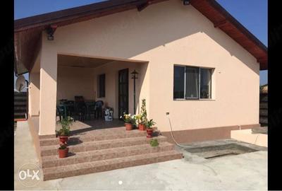 Casă cu Teren 700 Mp în Central