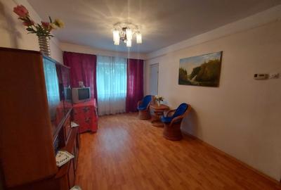 Apartament cu 3 camere decomandat în Central - 6