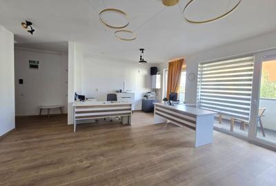 Apartament cu 3 camere semidecomandat în Florești