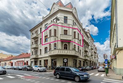 Apartament cu 4 camere decomandat în Ultracentral