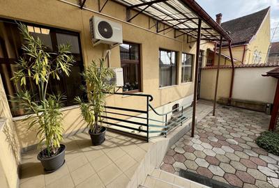 Casă individuală cu 13 camere cu Canalizare în Elisabetin - 38
