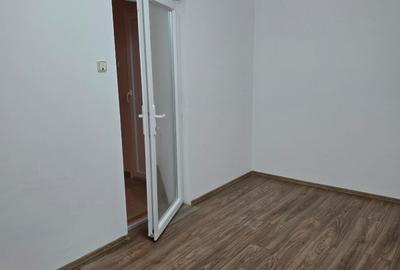 Apartament cu 2 camere semidecomandat în Săsar