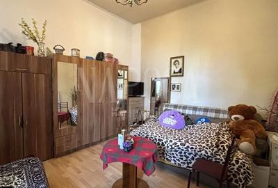 Casă cu 2 camere cu Canalizare în Central - 1