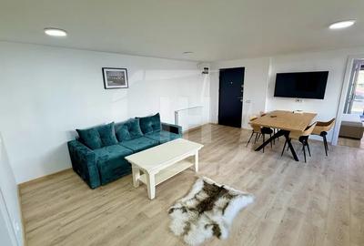 Apartament cu 3 camere semidecomandat, mobilat în Iris