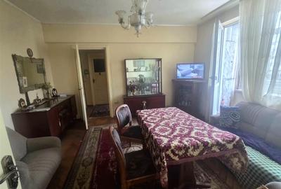 Apartament cu 2 camere semidecomandat, mobilat în Ultracentral