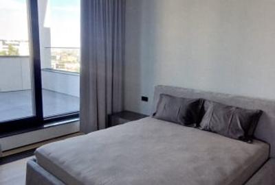 Apartament cu 6 camere decomandat, mobilat în 13 Septembrie - 11
