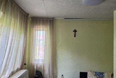 Casă cu 4 camere în Ștefăneștii de Sus - 4