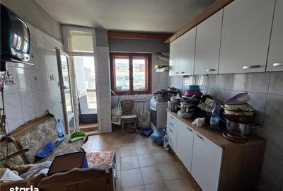 Apartament cu 2 camere în Văcăresti