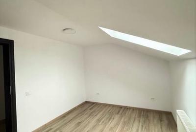 Apartament cu 2 camere decomandat în Chiajna