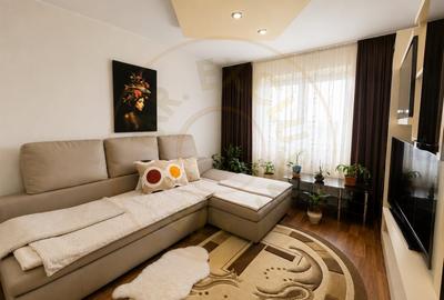 Apartament cu 3 camere decomandat, mobilat în Micro 15 - 2