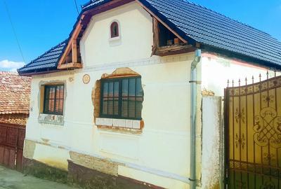 Casă cu 2 camere în Gârbova