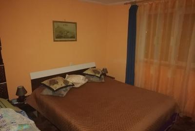 Casă cu 3 camere în Clănița