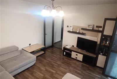 Apartament cu 3 camere decomandat în Gării