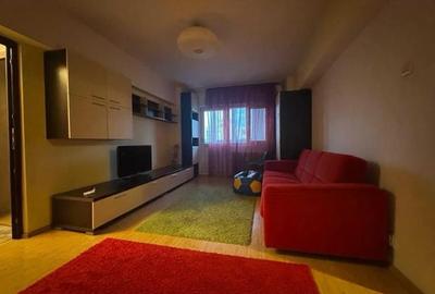 Apartament cu 3 camere semidecomandat, mobilat în Timpuri Noi