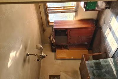 Casă cu 5 camere cu Teren 1171 Mp în Pucioasa