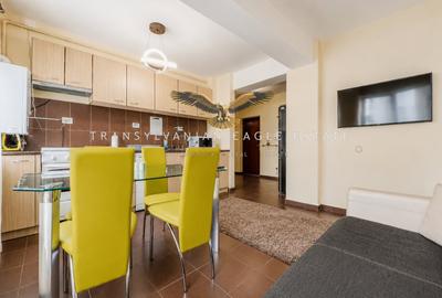 Apartament cu 3 camere semidecomandat, mobilat în Semicentral