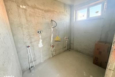 Casă cu 4 camere în Domnești