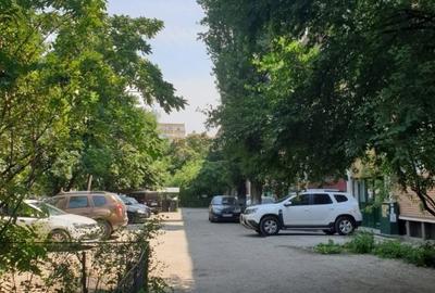 Apartament cu 2 camere decomandat în Rahova - 6