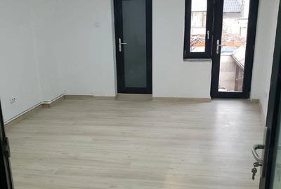 Spațiu comercial, de 40 mp, în Ultracentral - 3