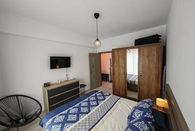 Apartament cu 2 camere decomandat, mobilat în Tractorul - 3