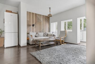 Apartament cu 2 camere decomandat, mobilat în P-ța Alba Iulia
