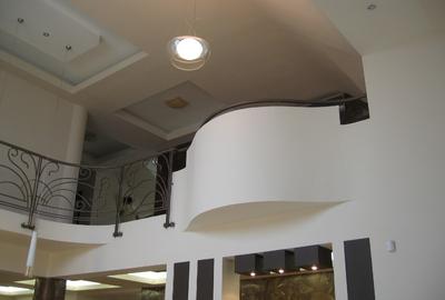 Casă individuală cu 15 camere cu Teren 1900 Mp în Central - 9