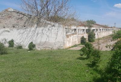 Teren de 84179 mp, în Izvoru - 4