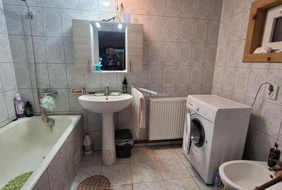 Casă cu 6 camere cu Teren 150 Mp în Central - 13