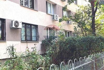Apartament cu 2 camere decomandat în Titan