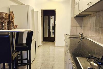 Apartament cu 2 camere decomandat în Rahova