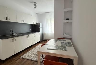 Apartament cu 2 camere decomandat, mobilat în Hotvon