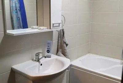 Apartament cu 3 camere decomandat în Dacia