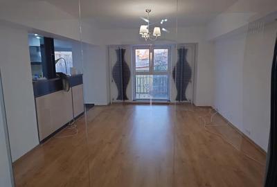 Apartament cu 4 camere decomandat în Libertății - 9