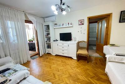Apartament cu 3 camere semidecomandat, mobilat în Podu Roș - 1