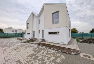 Casă individuală cu 4 camere cu Canalizare în Otopeni - 50