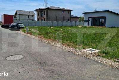 Casă cu 3 camere decomandat cu Teren 600 Mp în Central - 2