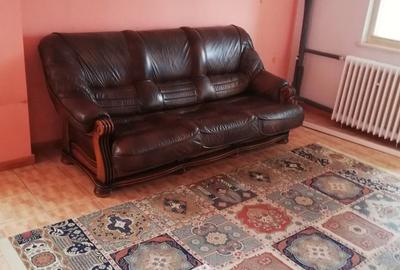 Apartament cu 3 camere decomandat în Far - 3