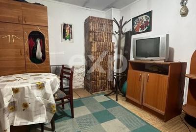 Casă cu 3 camere în Central