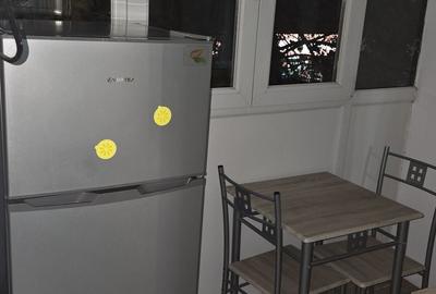 Garsonieră decomandată în Central - 7