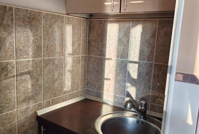 Apartament cu 2 camere decomandat în George Enescu